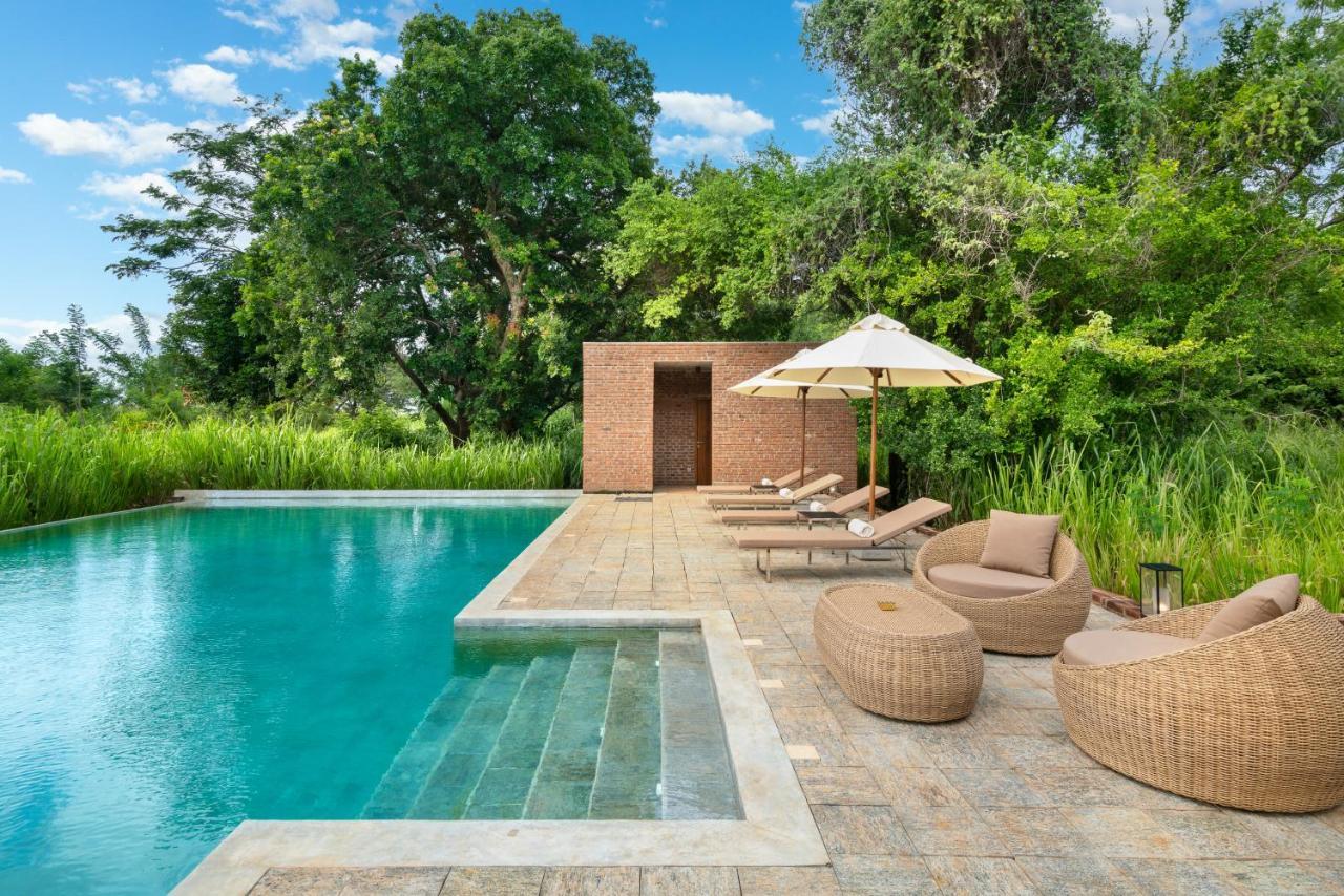 Taru Villas Maia - Habarana Exterior foto